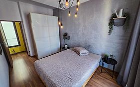 Cozy Two Rooms Downtown By Chr Luxury Propery